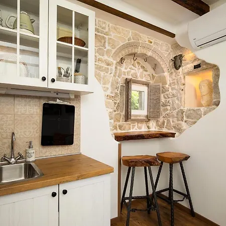 Domus Maximus Apartment Pula