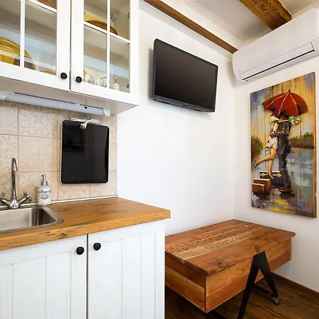 Domus Maximus Apartment Pula