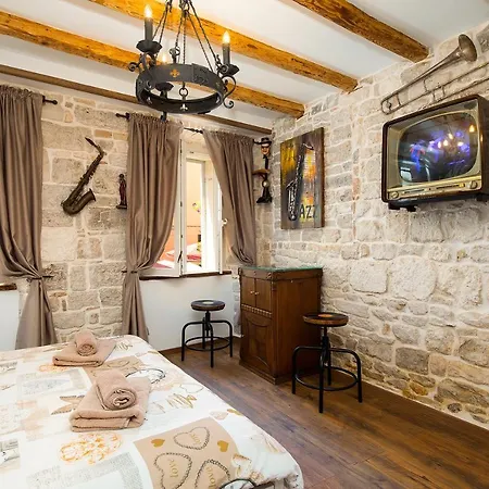Domus Maximus Apartment Pula